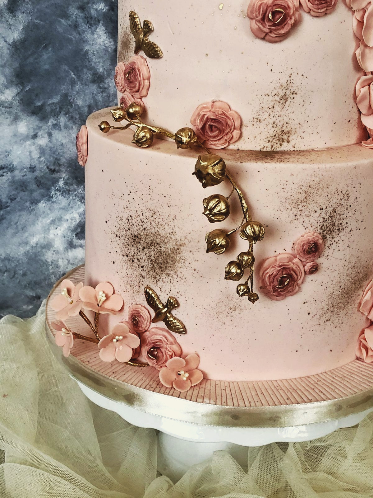 Gold Bees & Blossoms