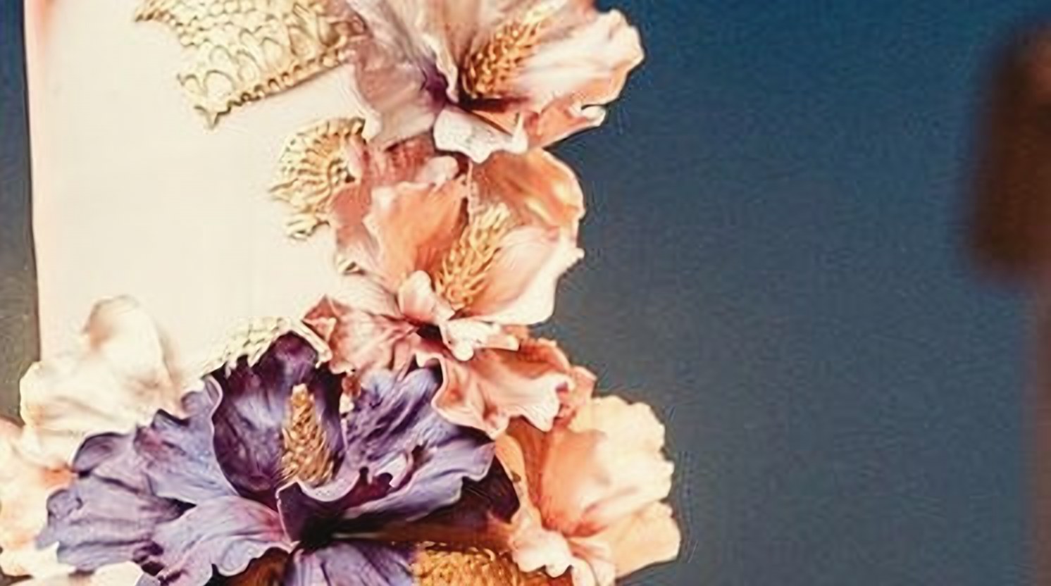 Sugar hand-ruffled bloom